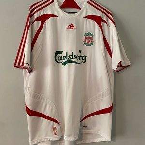 2007-2008 Liverpool Vintage jersey, Steven Gerrard. Size XL.